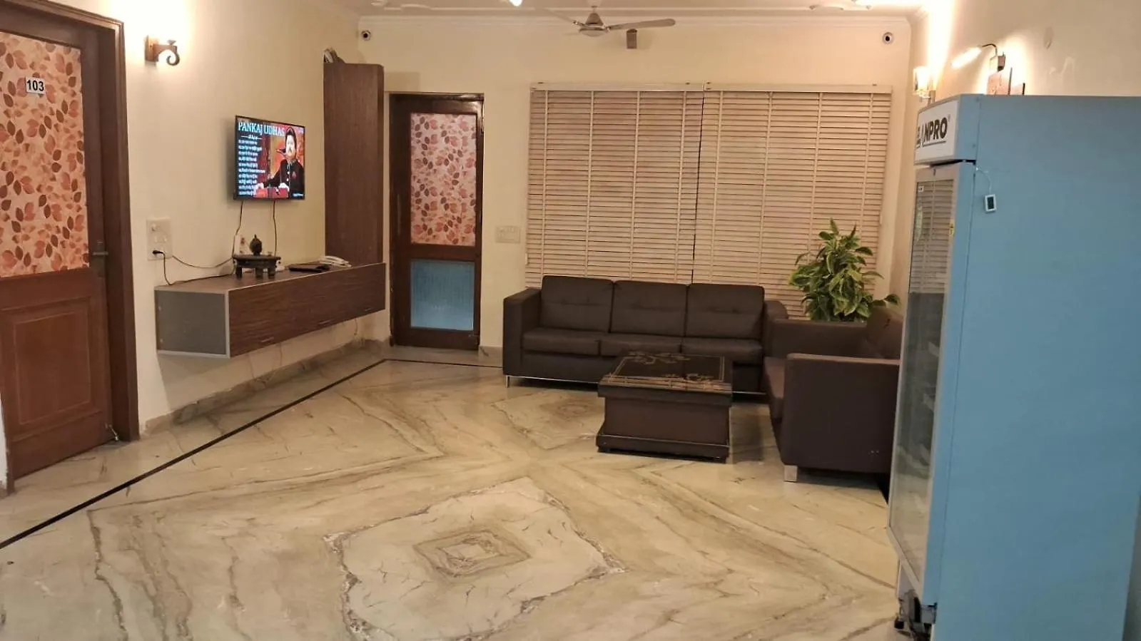 3Bhk Luxury Apartment- Golf Course Road Γκουργκάον